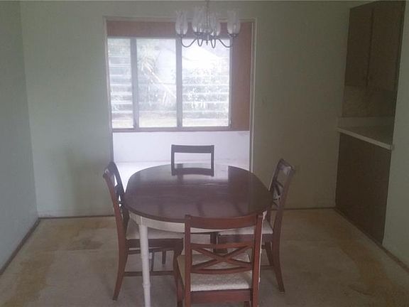 4th image of 2526 Bismark Way