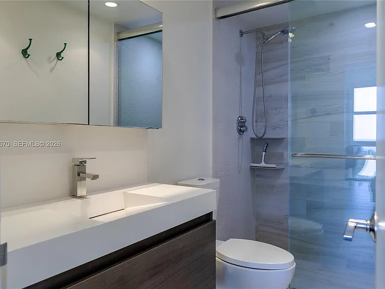 10275 Collins Ave #634 — Photo 27