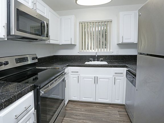 5th image of 1487-1493 E Calaveras Blvd