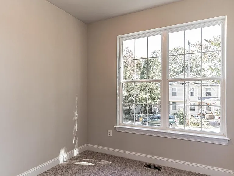 8916 Erie Ave — Photo 29