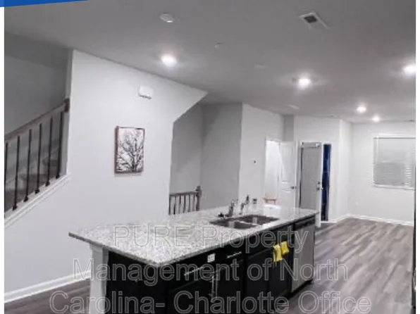 4945 Southern Magnolia Dr, Raleigh, NC 27604