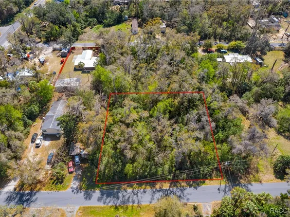 6316 W Moss Ln, Crystal River, FL 34429