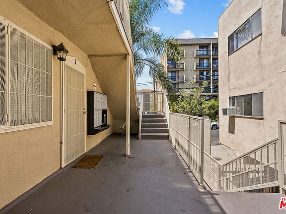 4th image of 1540 N Fuller Ave APT 8