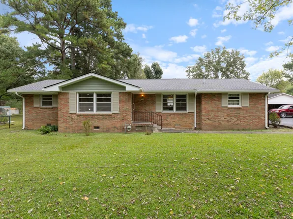 711 Lowry St, Manchester, TN 37355