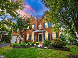 19339 Mill Dam Pl, Leesburg, VA 20176