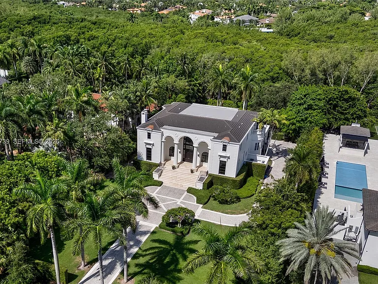 26 Tahiti Beach Island Rd — Photo 2