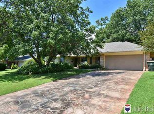 2205 W Club Rd, Duncan, OK 73533