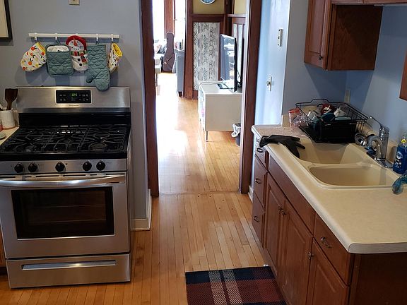 Updated Kitchen, Stainless appliances