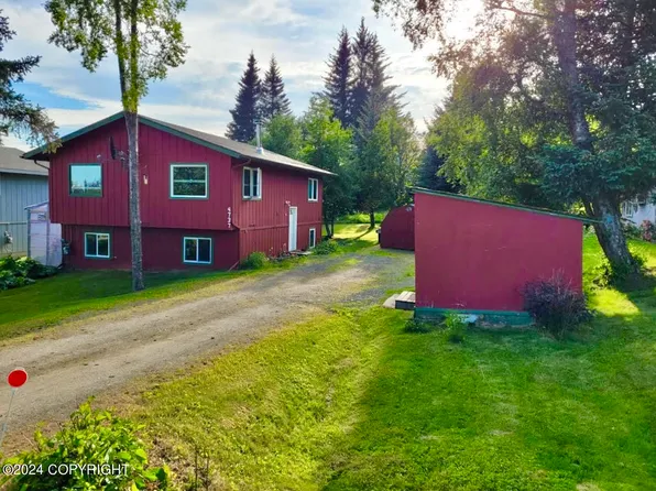 4737 Early Spring St, Homer, AK 99603