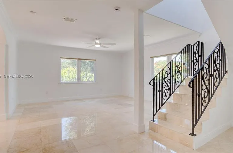 500 SW 51st Ct #1 — Photo 17