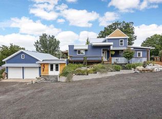 2798 Tower Site Dr NE, Solon, IA 52333