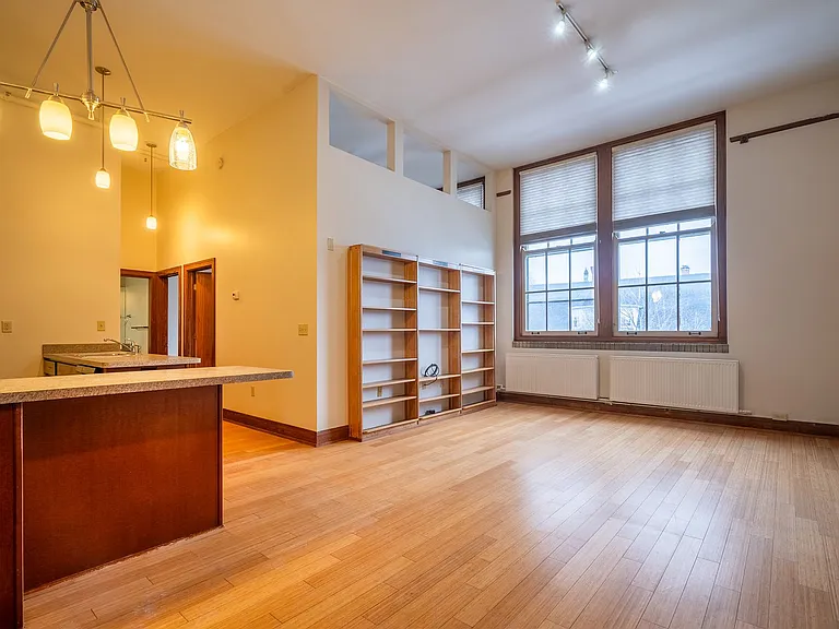 257 Lafayette Ave — Photo 1