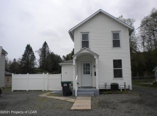 584 W Sperling St, West Wyoming, PA 18644