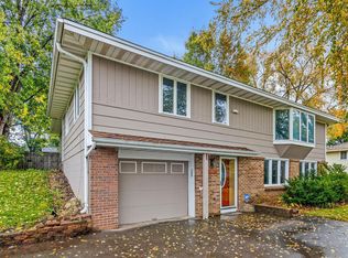 13817 Thomas Ave S, Burnsville, MN 55337