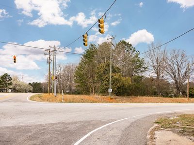 1891 Riveroak Rd, Inman, SC, 29349