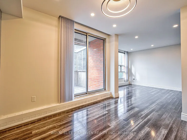1701 McCowan Rd #302 — Photo 9