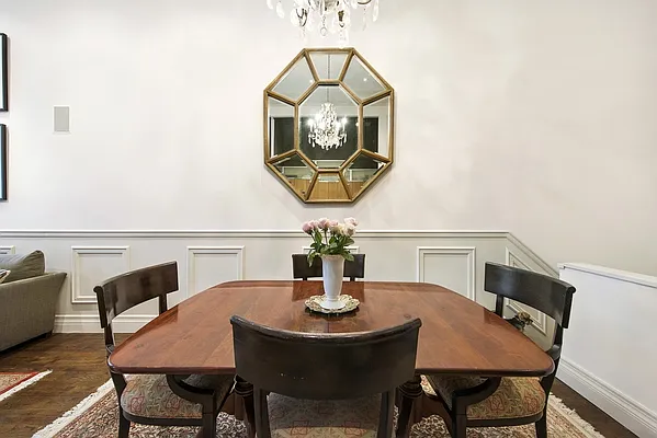 Sold by Nest Seekers International | media 13