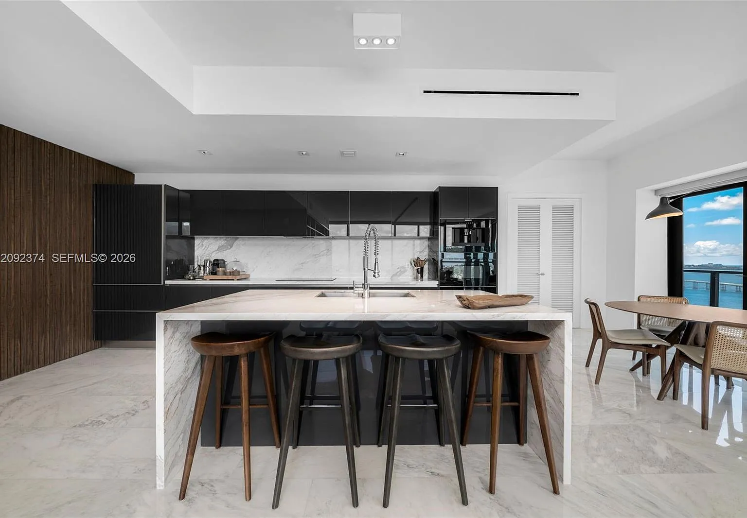 Echo Brickell Condo — Photo 4