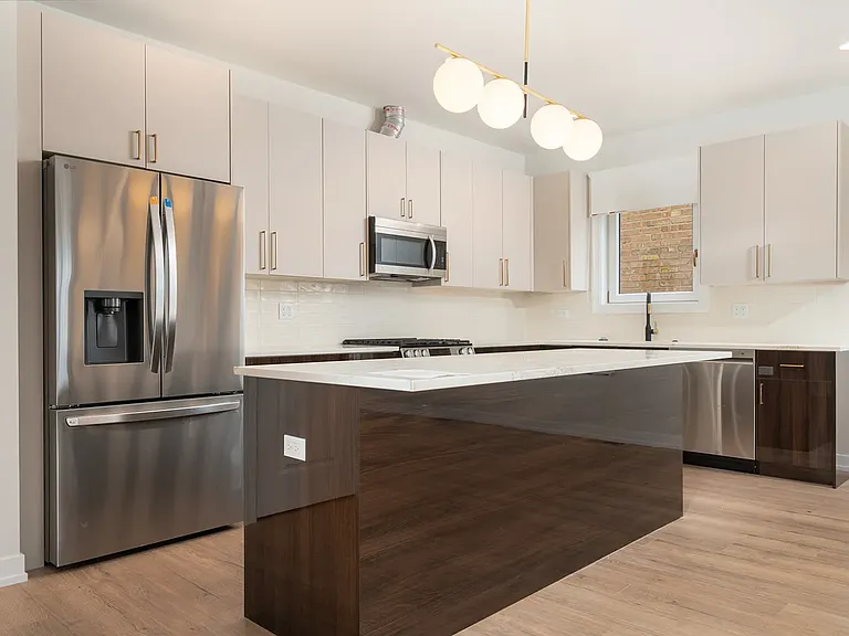 6853 W Belmont Ave #3 — Photo 7