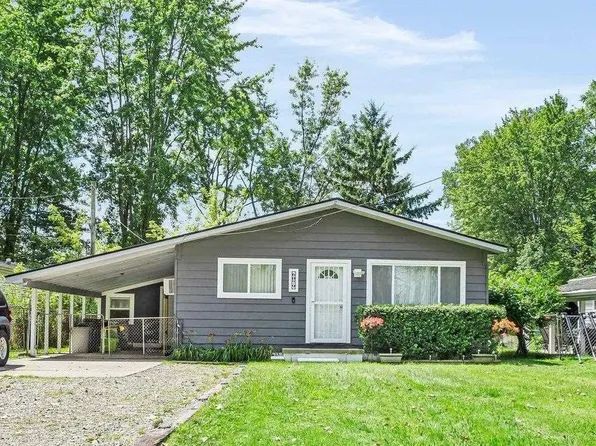 6079 Saint Pierre Dr, Algonac, MI 48001