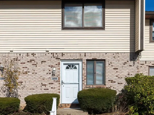 5295 Countryside Dr, Erie, PA 16511