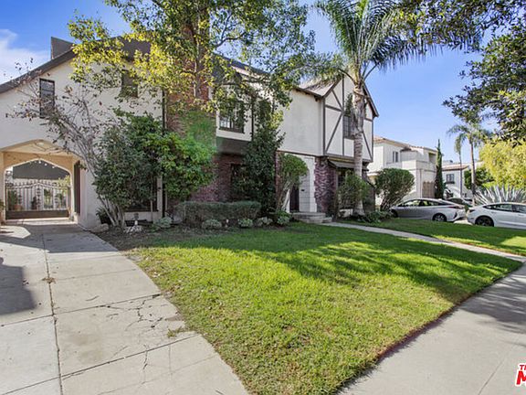 2nd image of 6144 Barrows Dr