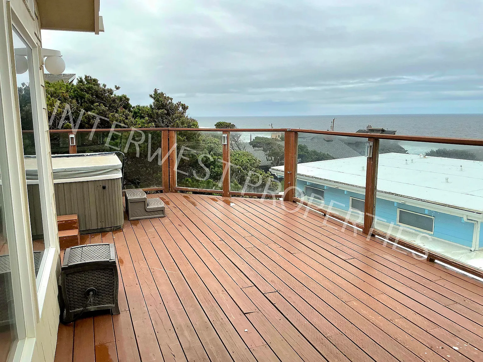 4 bed, 2600 sqft, $3,200 — Photo 3