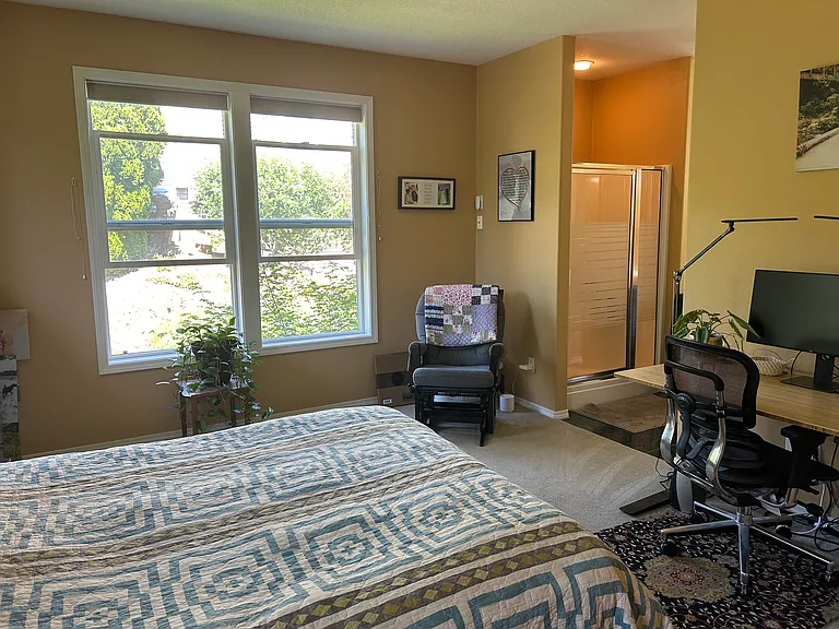Master bedroom with en suite bathroom
