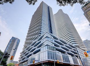 85 Wood St #4211, Toronto, ON M4Y 0E8