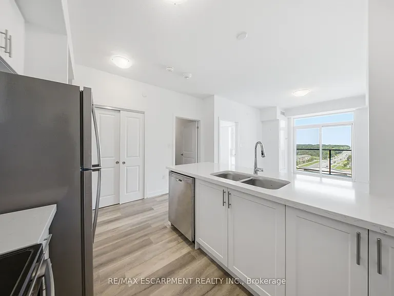 470 Dundas St E #1107 — Photo 14