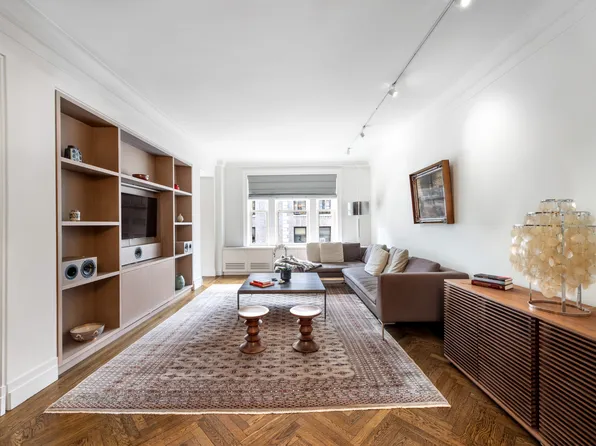 40 East 83rd Street image 1 of 12