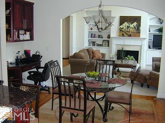 5th image of 3835 Glen Park Dr