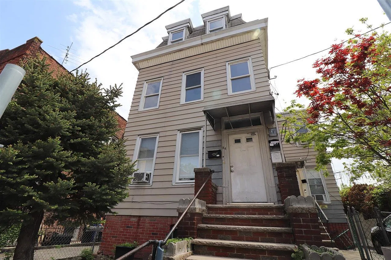 1 bed, 1.0 bath, $1,500 — Photo 1