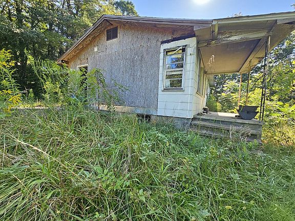 3rd image of 133 Ulco Ln