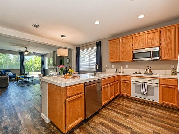 3rd image of 8057 Ryan Taylor Way