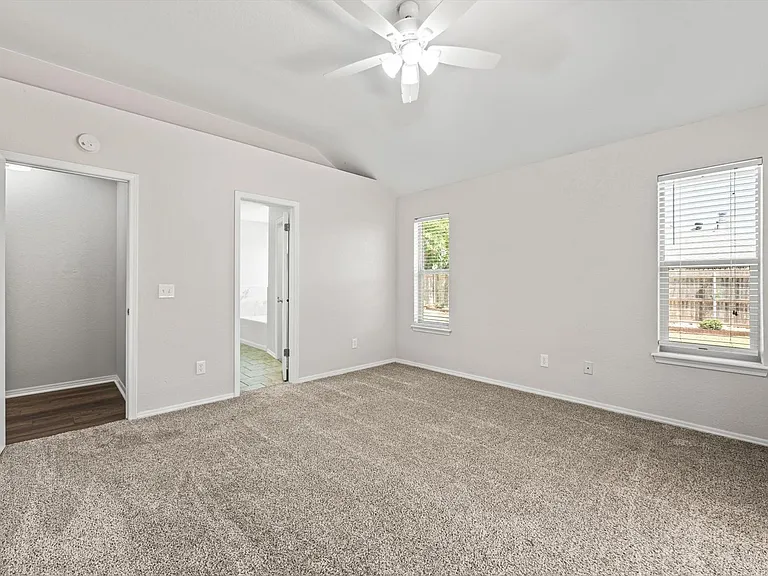 7717 Doris Dr — Photo 22