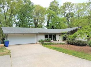 4488 N Peachtree Rd, Dunwoody, GA 30338