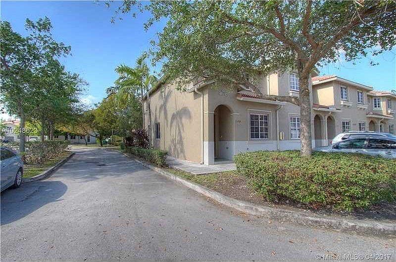 2nd image of 21206 NW 14th Pl