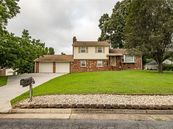 3912 Cambridge Pl, Hopewell, VA 23860
