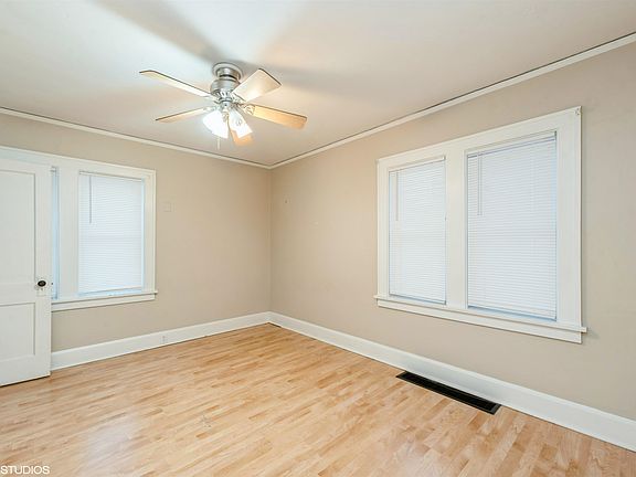 5th image of 1841 Camp Ave
