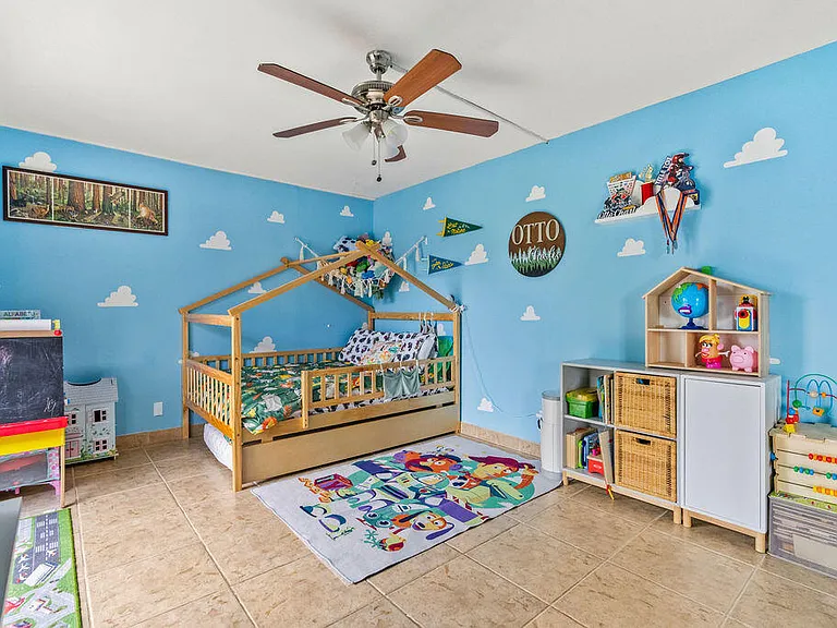 29 Lake Arbor Dr — Photo 16