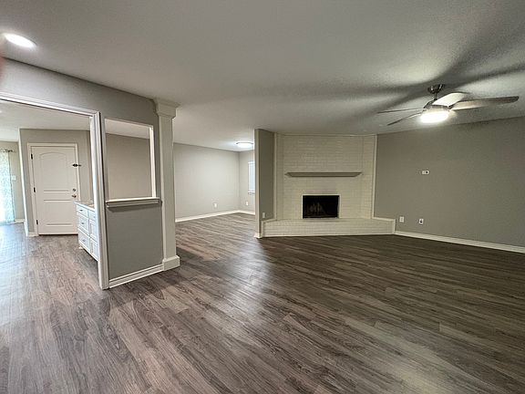 4th image of 1226 Canyon Oaks Dr