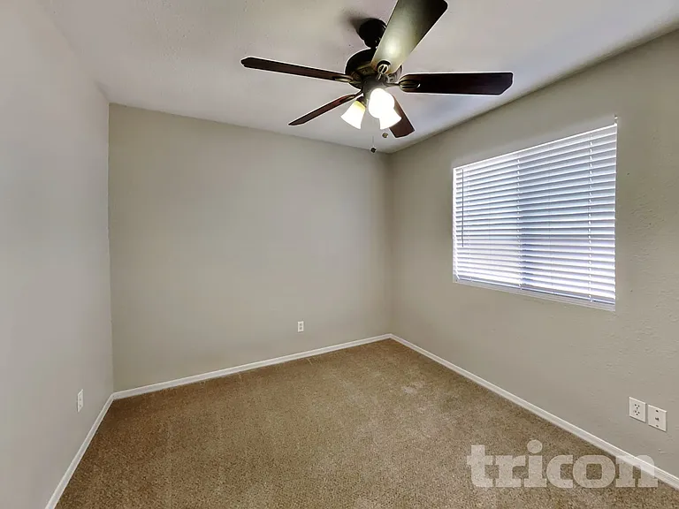 646 W Enid Ave — Photo 12