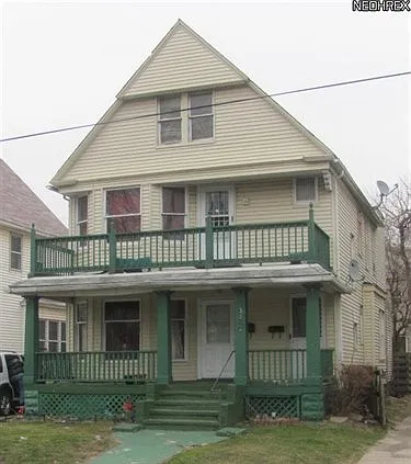 2217 E 79th St photo 1
