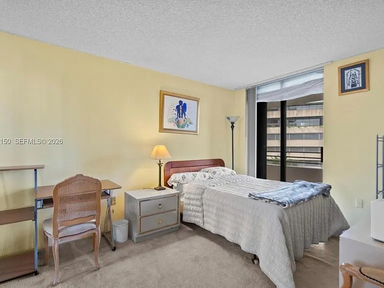151 SE 15th Rd #502 — Photo 15
