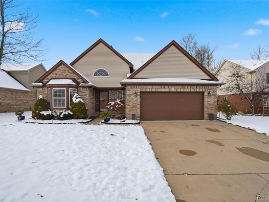 14649 Taylor Blvd, Livonia, MI 48154