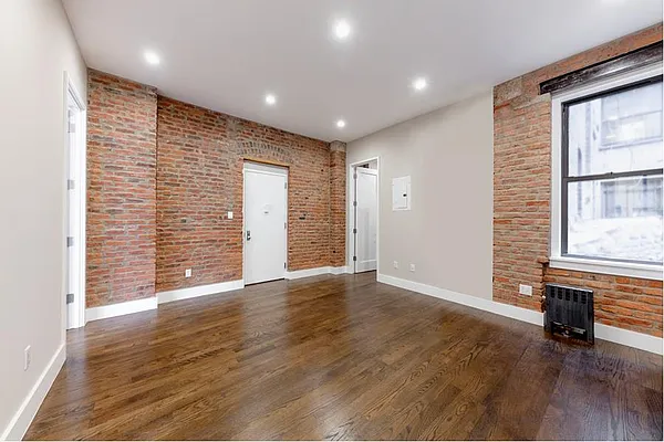Rented by Douglas Elliman | media 18