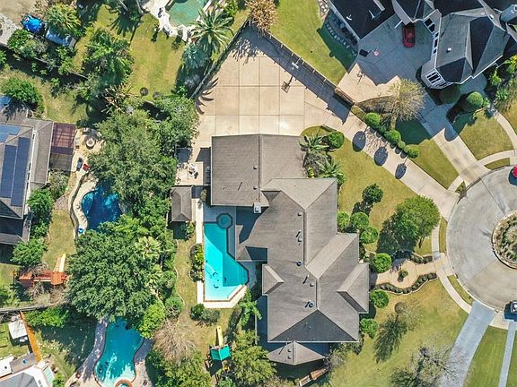 2nd image of 2603 Willowyck Cir