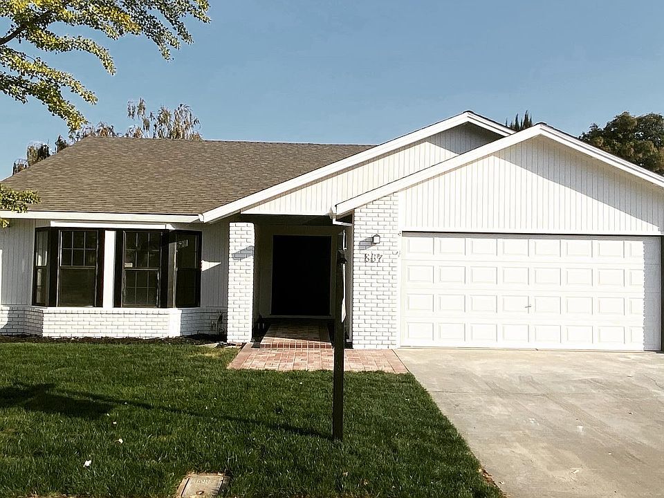 1st image of 867 Rockford Way