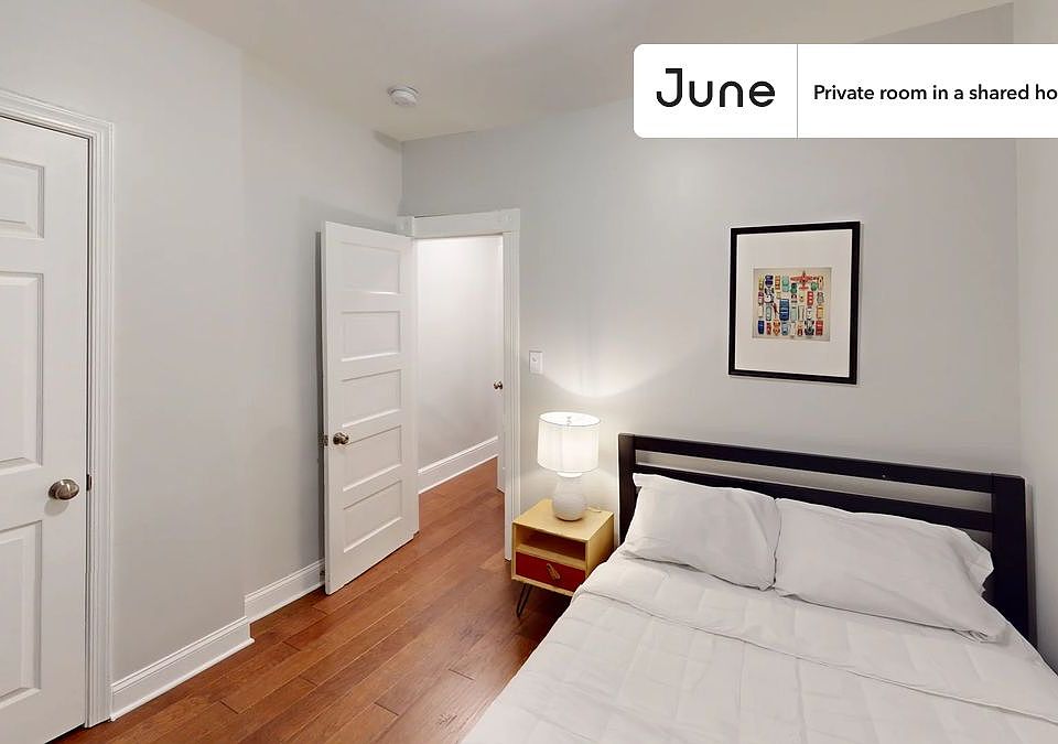 1st image of 2124 13th St SE #1-A